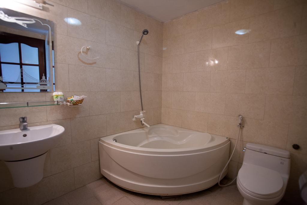 Golden Gate 1 Hotel Đà Nẵng Zimmer foto
